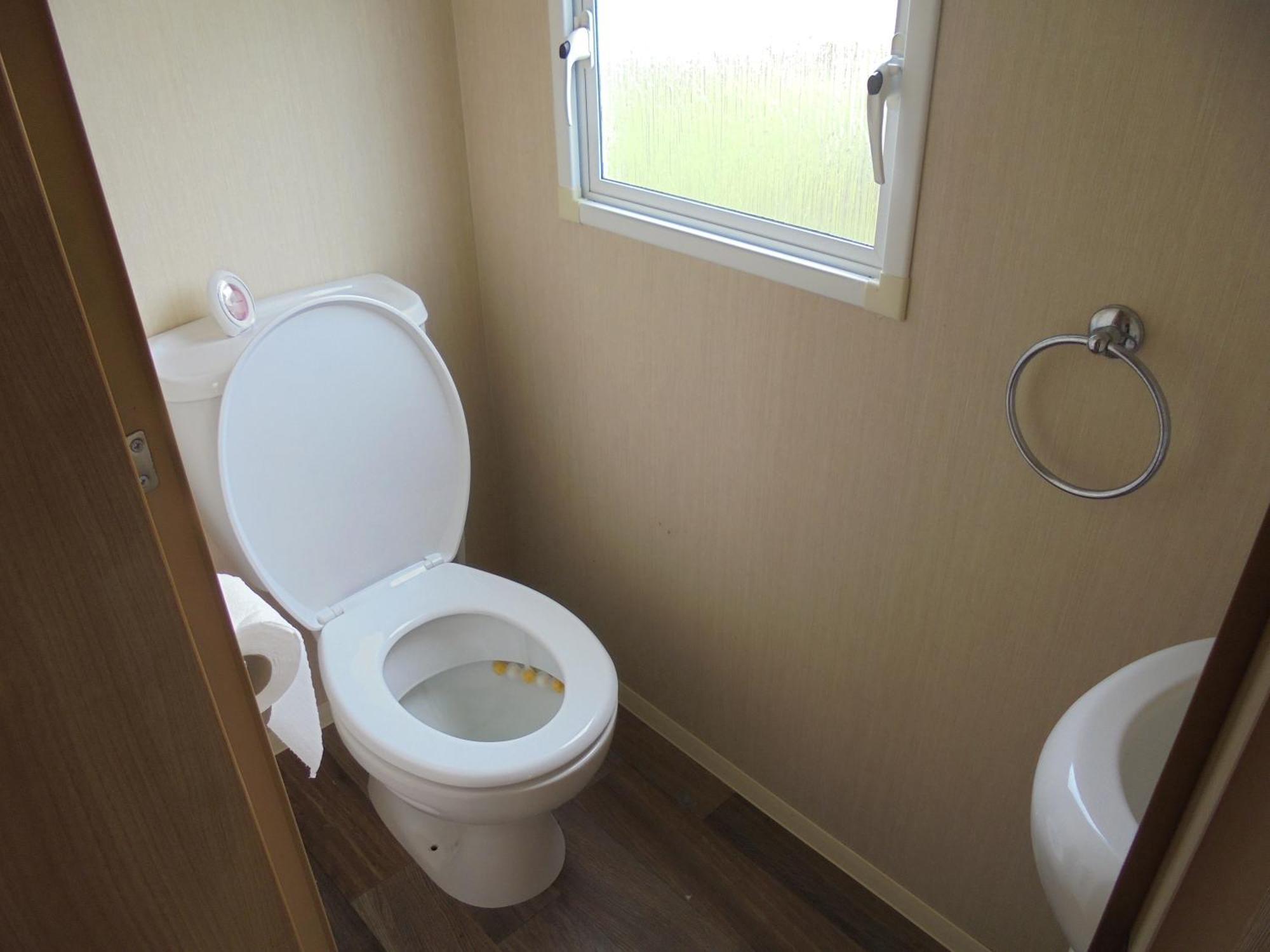 Kingfisher Horizon Kf 8 Berth Heated *